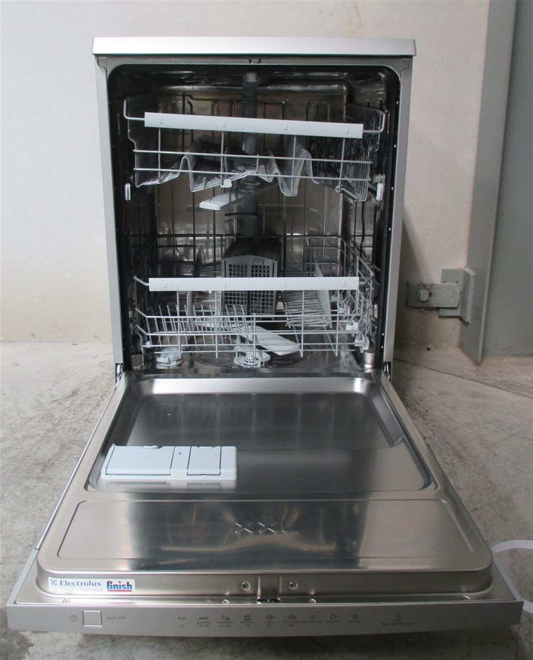 Electrolux Freestanding Dishwasher. Model ESF6700ROX Auction