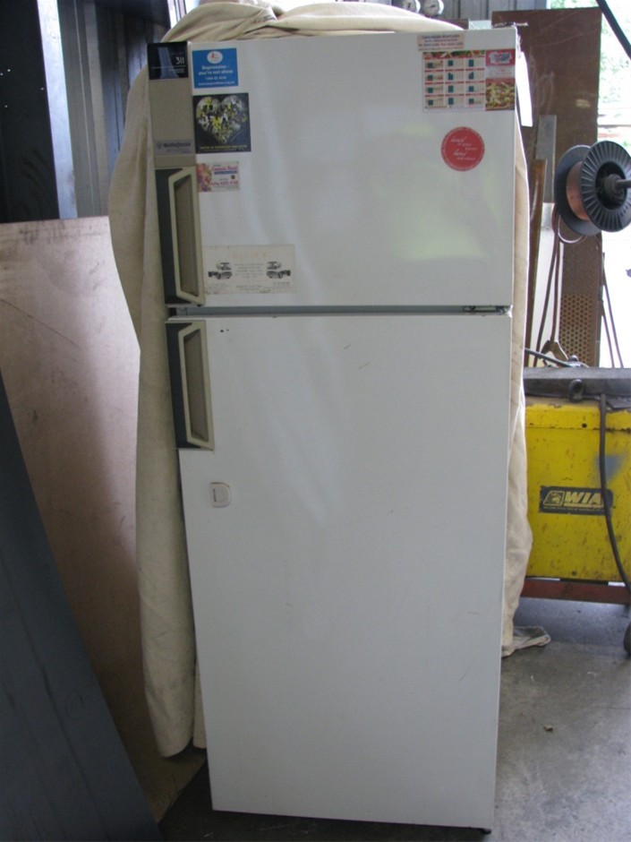 Refrigerator, Westinghouse Silhouette Series 2, white two door fridge