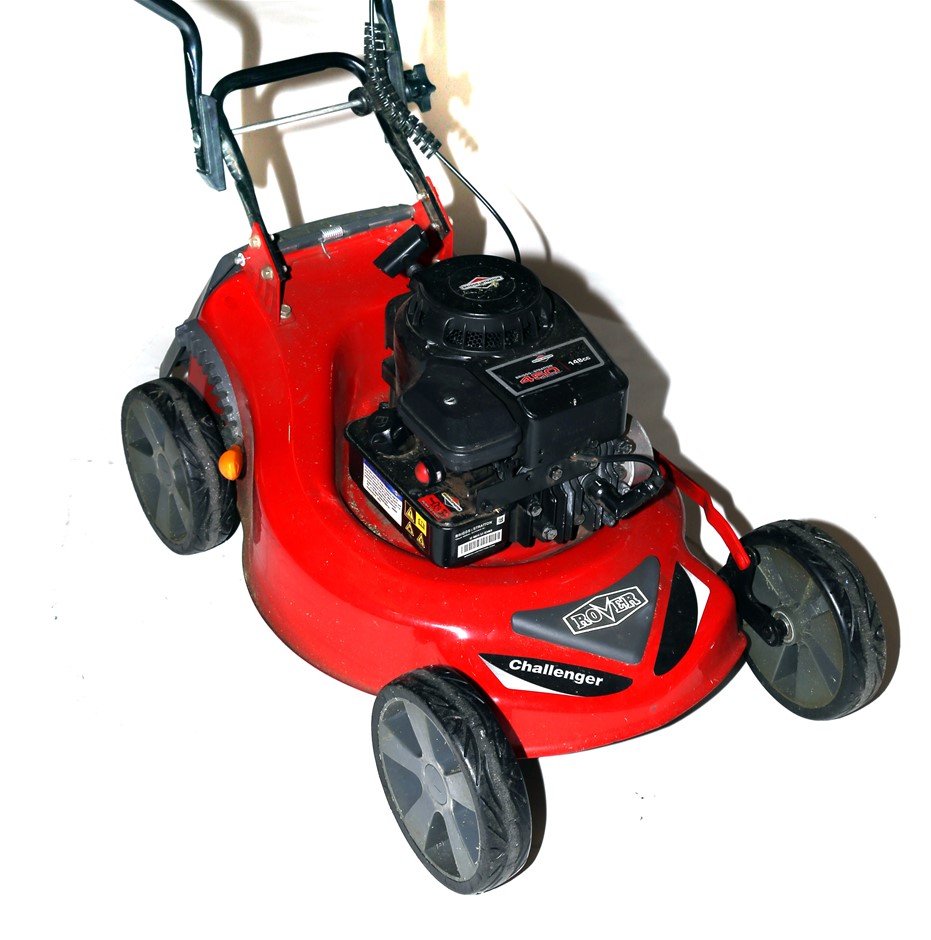 ROVER CHALLENGER Lawn Mower with BRIGGS & STRATTON 148cc Motor & Grass