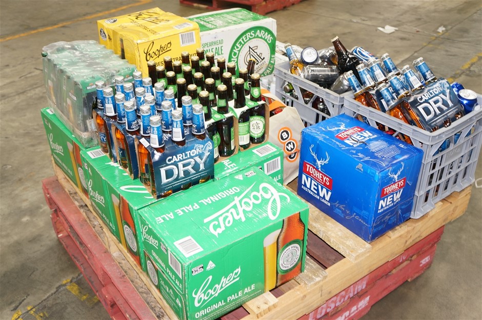 Bulk Pallet of assorted Beer (approx. 13 boxes of loose bottles & cans) Auction (00302448663