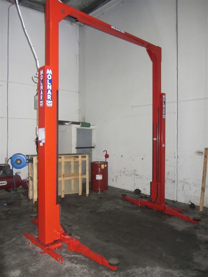 Molnar 2 post hoist, 3 tonne, Model MF170593OH3T Auction (0012