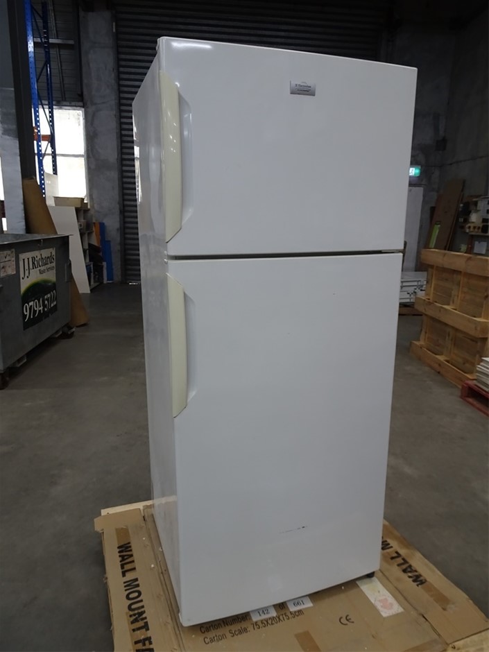 Electrolux Kelvinator Fridge With Freezer Auction 0003 3014487 Grays Australia