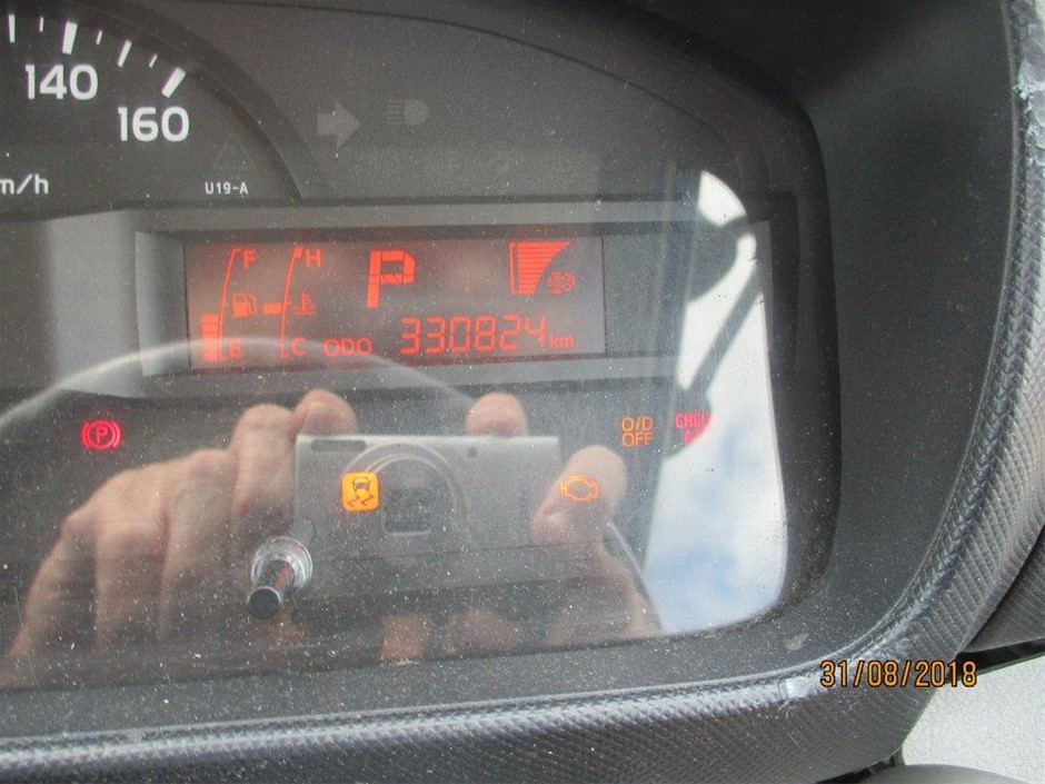 9 2011 Hino 300 616 Series 2 4 X 2 Refrigerated Body Truck Auction 0001 7729024 Grays Australia