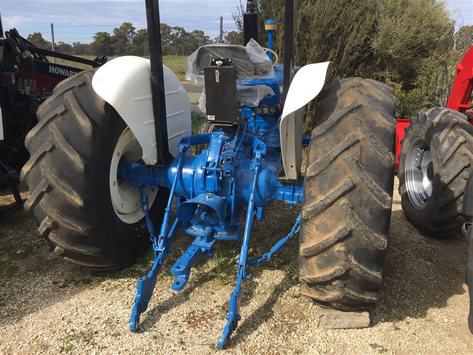Ford 4000 Tractor Auction (00043015228) Grays Australia