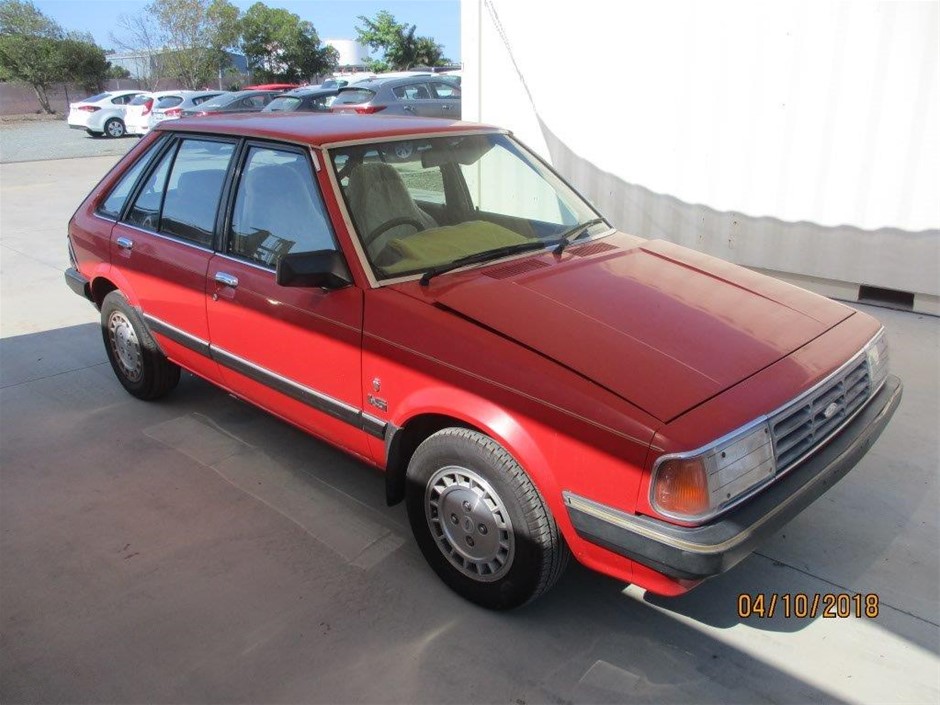 1985 ford laser