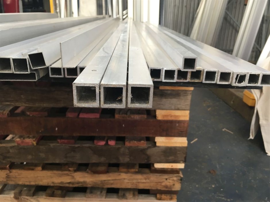 Aluminium RHS extrusions, mill finish. Lengths all vary but most are ...