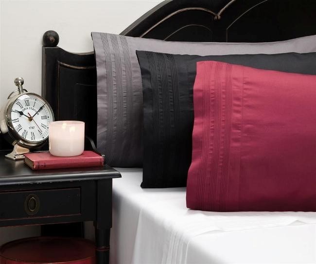 Sanderson Devine Ruby Red Queen Sheet Se