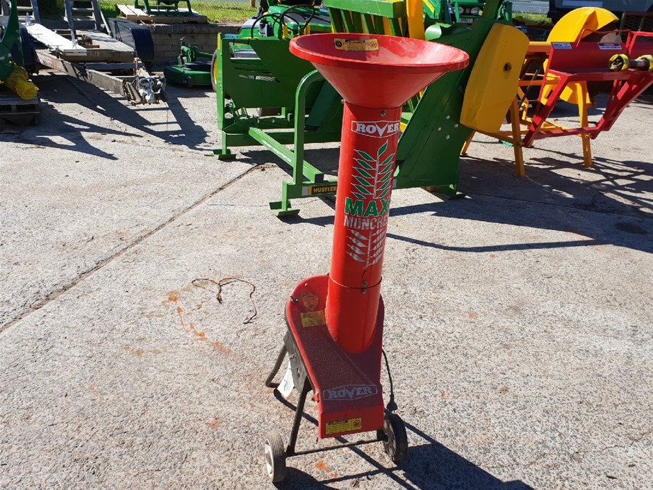 Rover Maxi Muncher tree branch mulcher / chipper Auction (00255036138