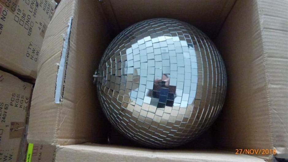 12in Mirror Ball Brand new in Box x 2 only Auction (01302519120