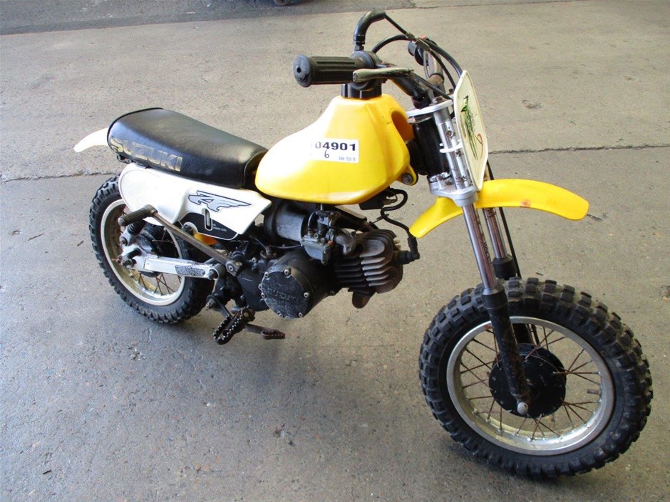 Suzuki JR50 450ml Motorcycle Auction (00037022042) Grays Australia