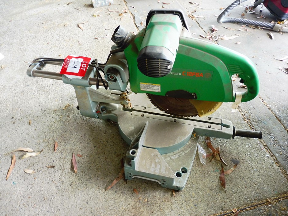 Hitachi C12FSA 12' Compound Sliding Mitre Saw Auction (00298011267