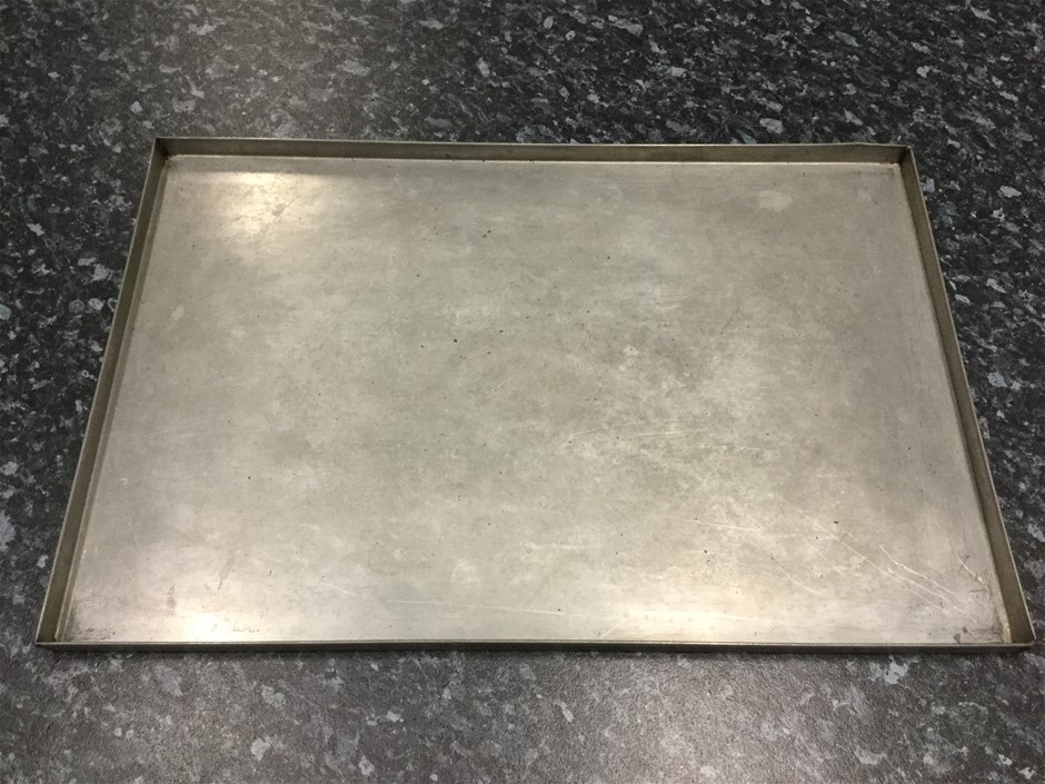 7 x Baking Tray Aluminium 60cm x 40cm Auction (02905037144) Grays