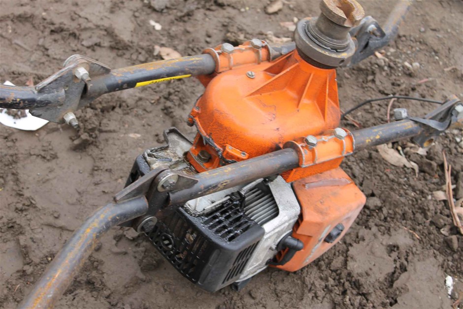 Stihl post hole digger Auction (03025037087) Grays Australia