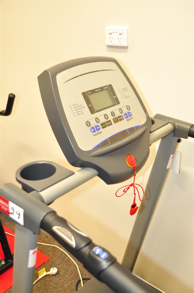 Treadmill Maxx Fitness model T1100 Auction (00295037545) Grays