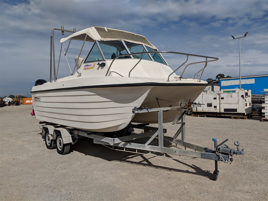 Shark Cat Twin Hull Fibreglass Fishing Boat Auction (00013015606