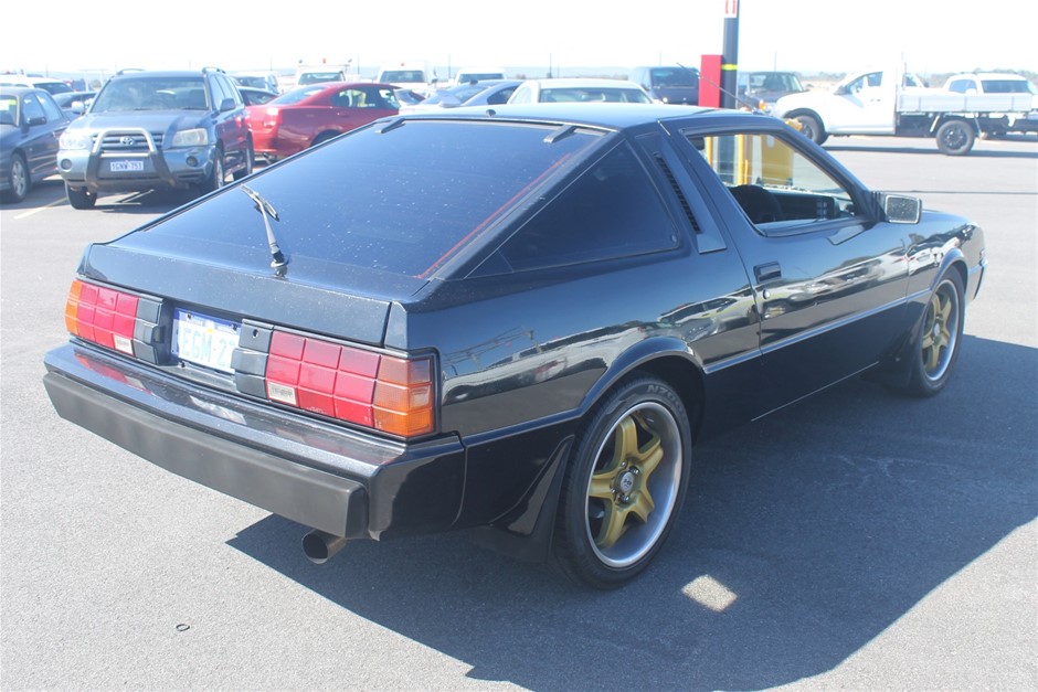 Mitsubishi starion 1982