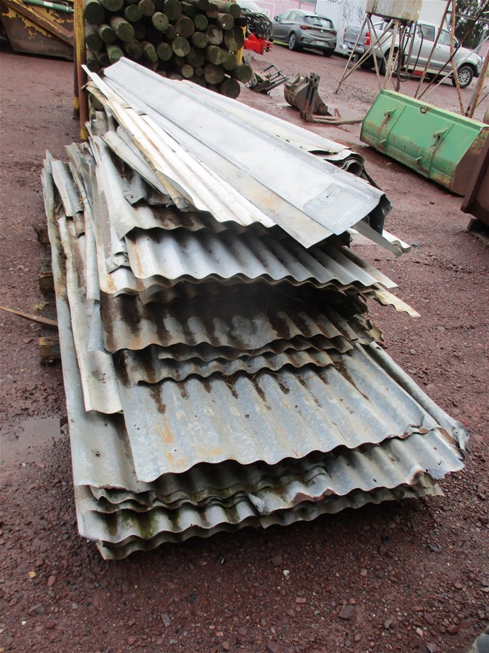 Large Quantity of Corrugated Iron Sheet Auction (01473015770) Grays