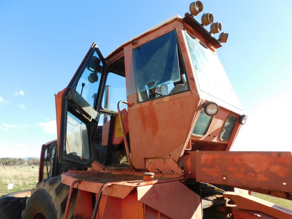 Allis-Chalmers Articulated Tractor Auction (0006-5038527) | Grays Australia