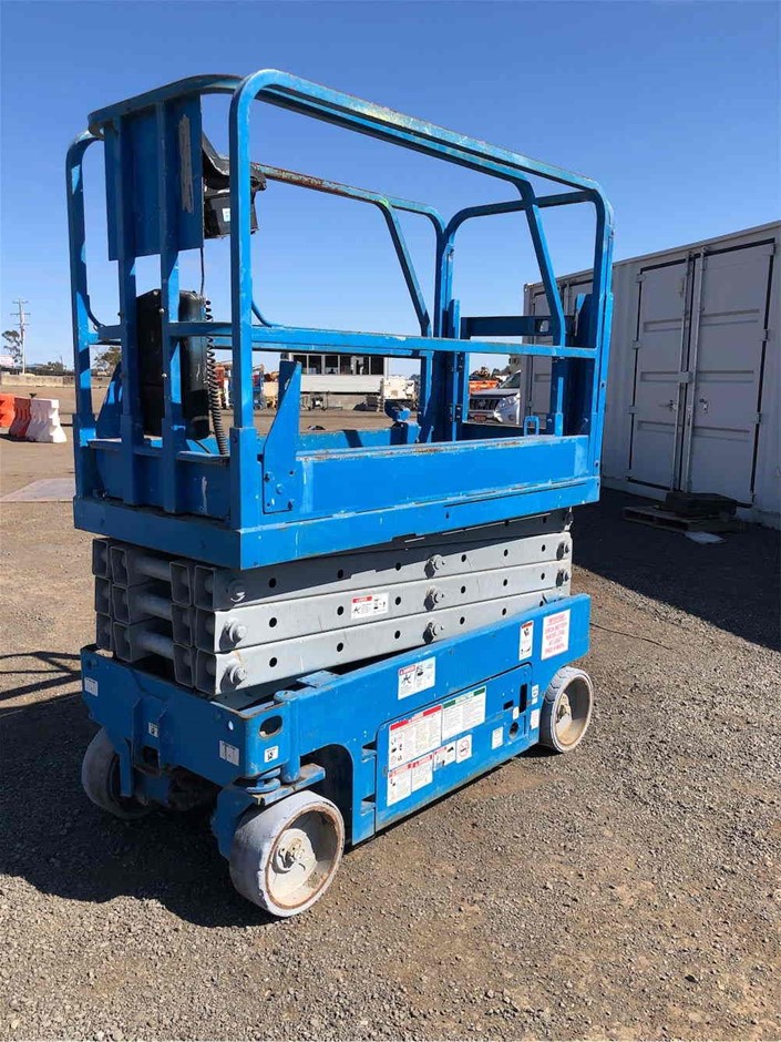 Genie 19ft Electric Scissor Lift Auction (0010-7023944) | Grays Australia