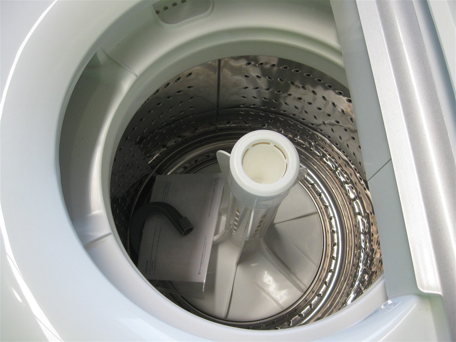 Simpson 5.5kg Top Load Washing Machine Model SWT554 Auction Australia