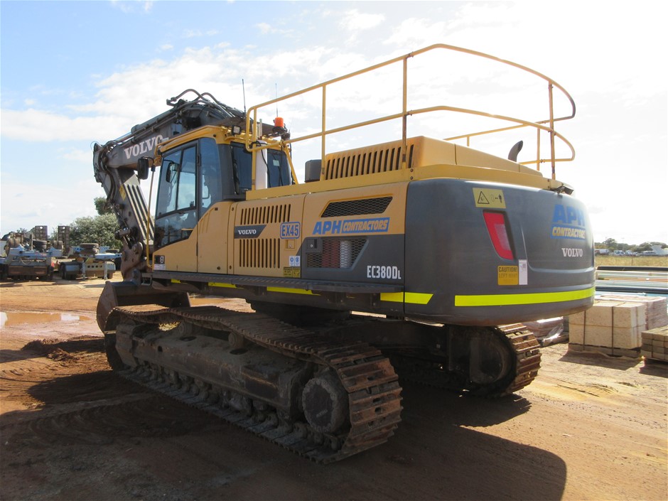 Экскаватор volvo ec380dl