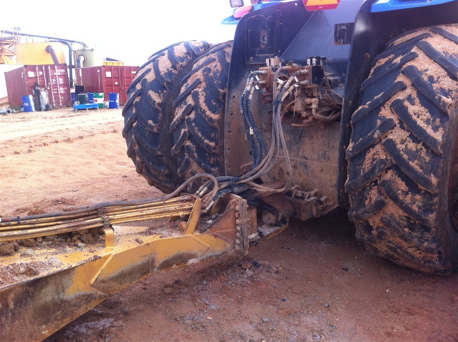 Jnr Laser Leveller With Rippers Has A 14 Cut Yards Capacity Auction 0003 Grays Australia