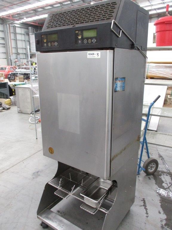 Franke F3D3 Oval Lane Automated Frozen Fry Dispenser Auction (0026