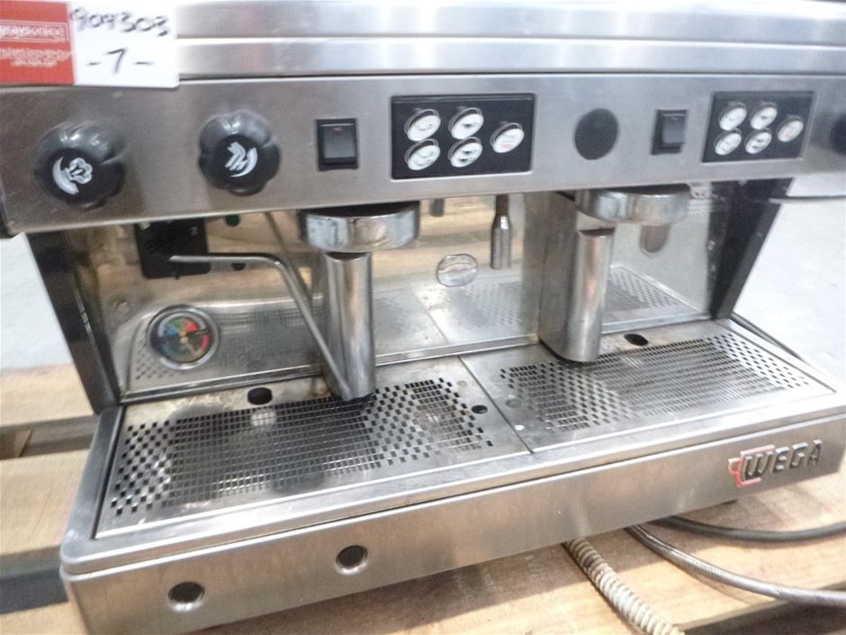 Wega EVD./ 2AL Commercial Double Coffee Machine Auction (00079015858