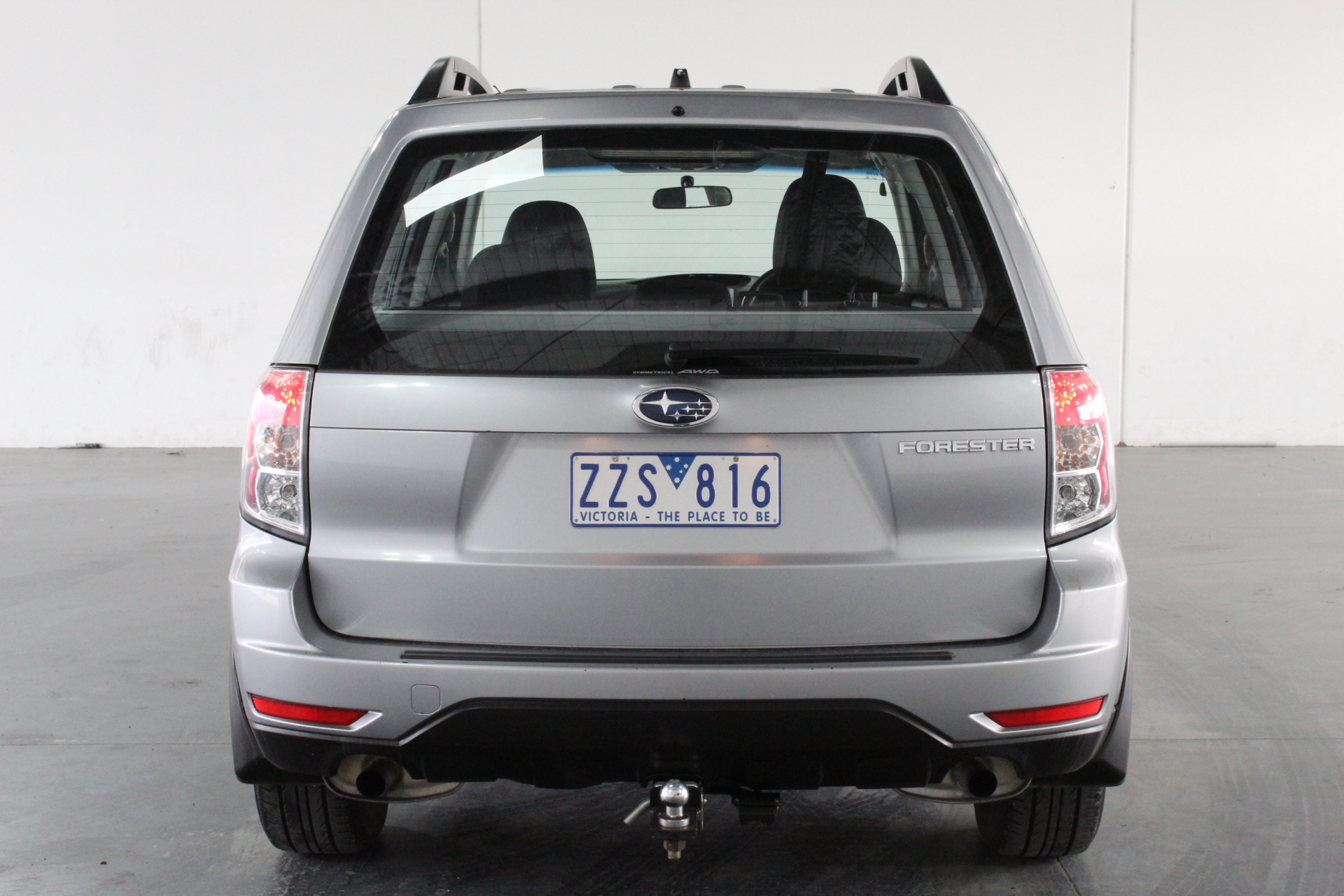 Large Central White Pearl 18k Gold Plated Jewellery Set