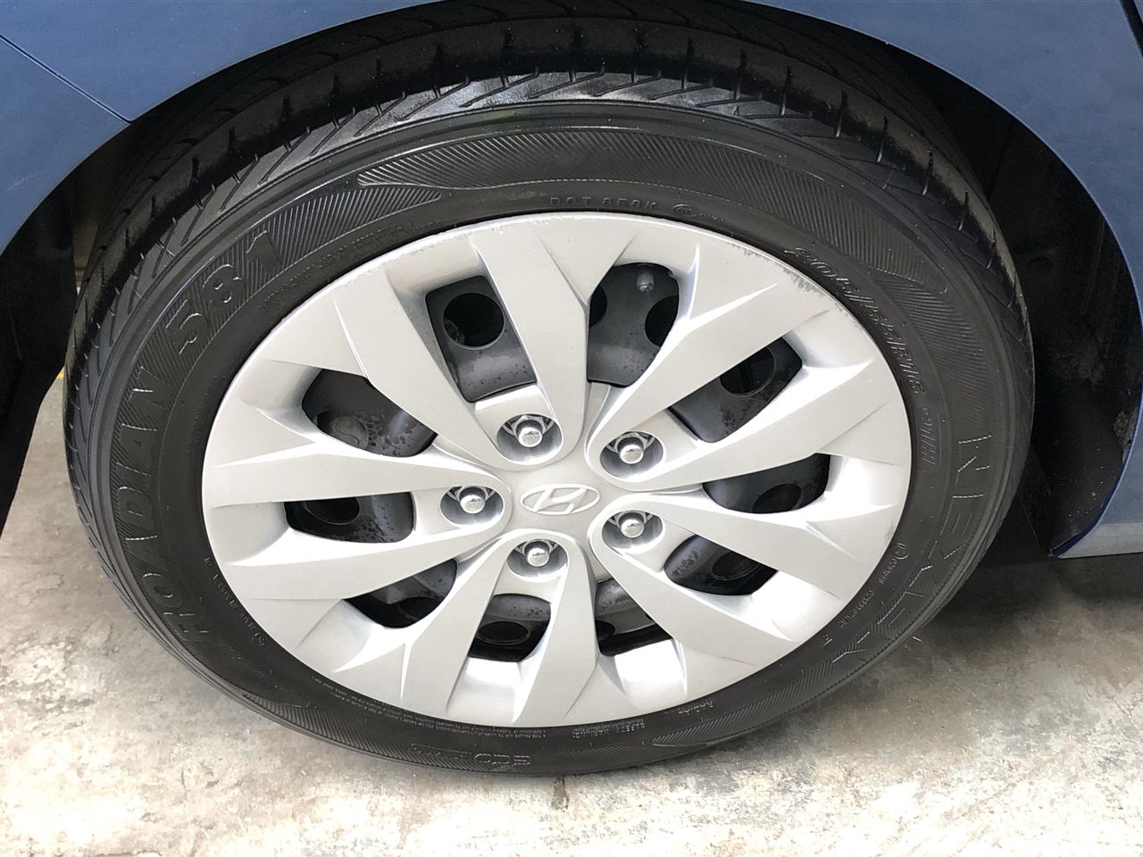 & Baroque Pearls with Peridot Real Platinum Plated Bracelet