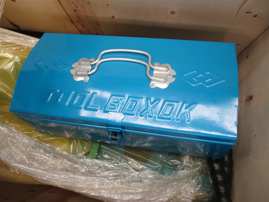 8-9mm White Potato Pearl with Baroque Pearl Teardrop Platinum Necklace