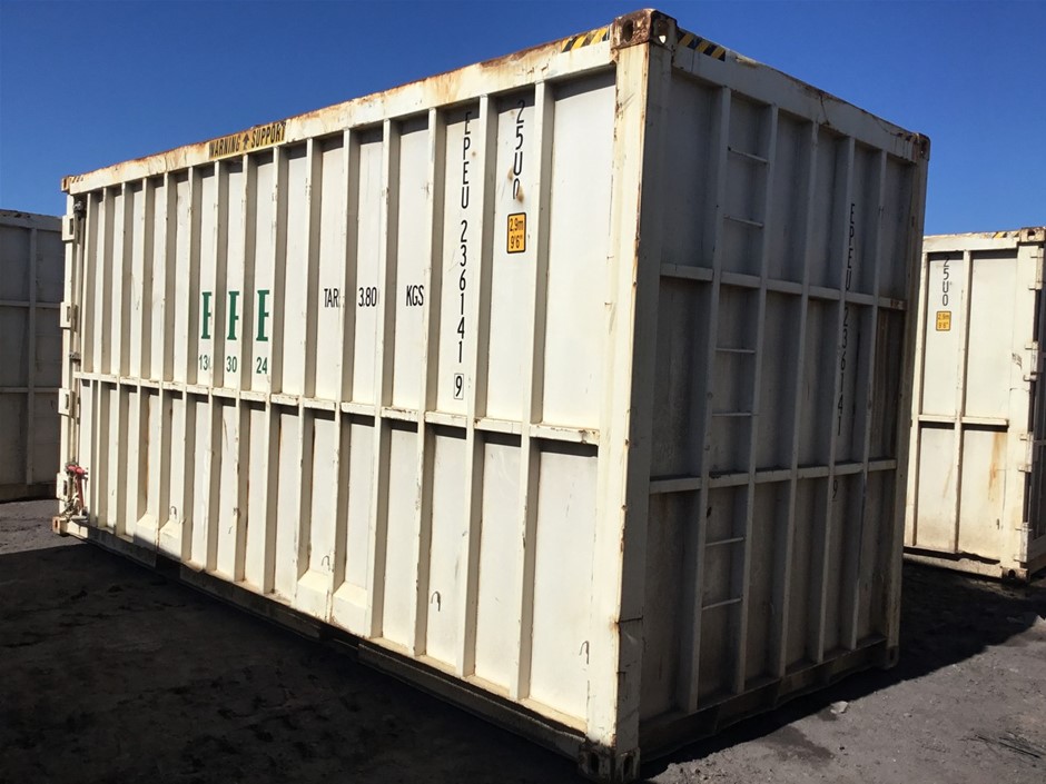 18K Gold-Filled Cuban Chain Bracelet with Simulated Diamonds - 17.8cm