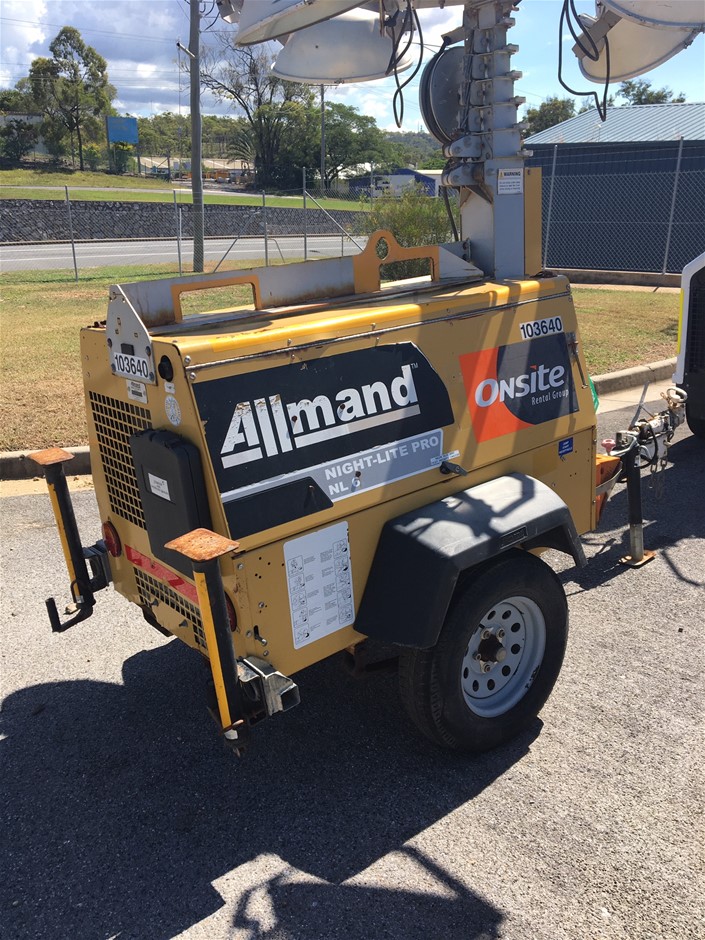 RIP CURL Boy's Surf Cord Volley Boardshorts, Size 16, Dark Khaki. RRP: $59.