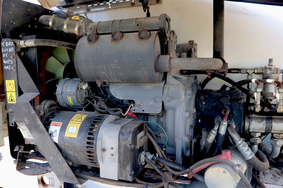 7-8mm Potato Shape Pearl with Real 18k Gold Plated Bracelet