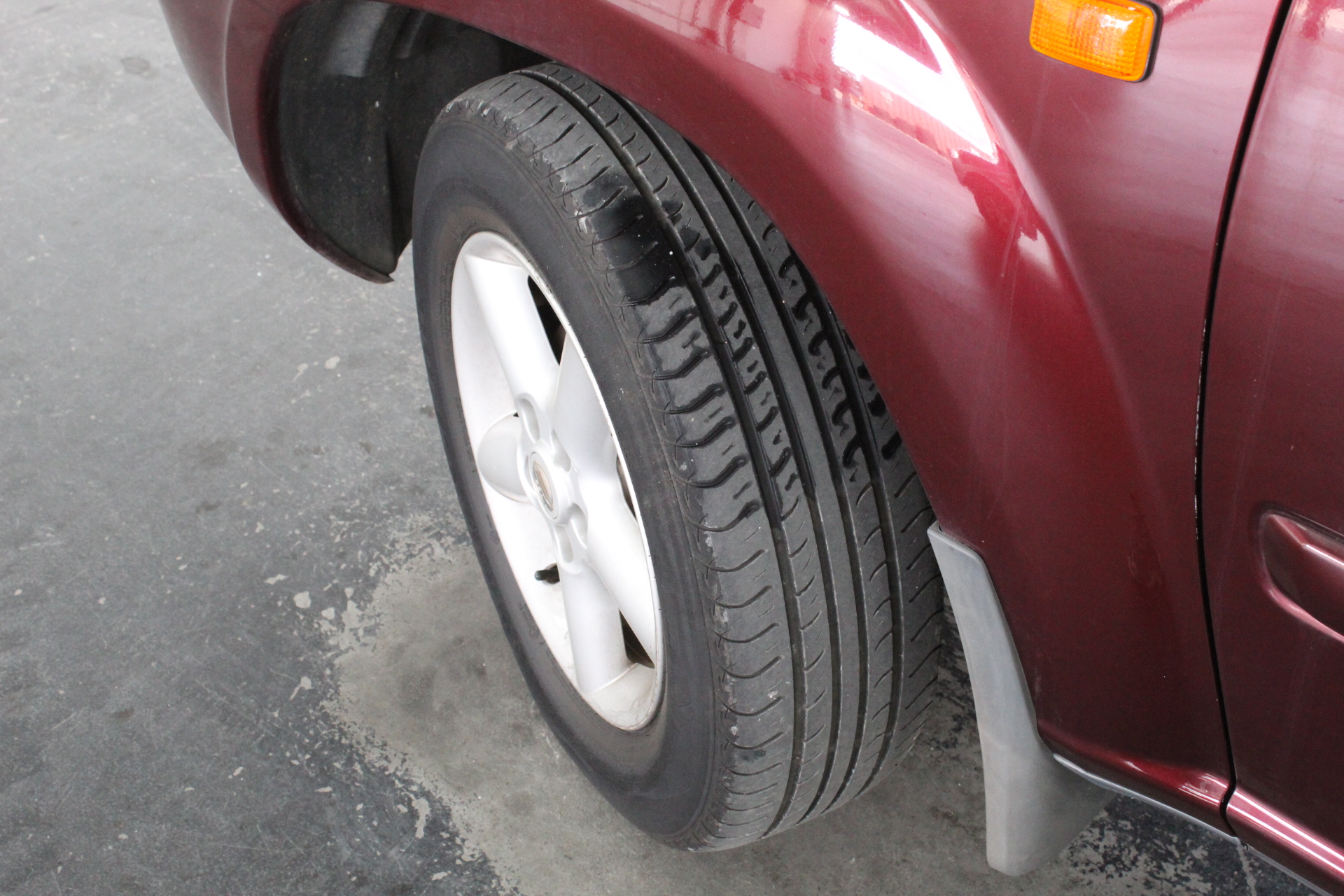 UNC 2023 $2 Vegemite Yellow RARE Coloured two dollar Coin