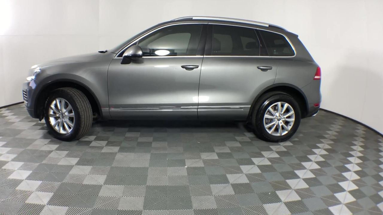 1.07ct Radiant Natural Emerald - Oval Cut