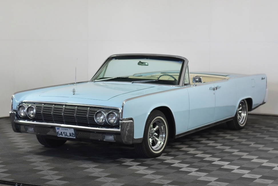 2018 Volvo XC60 D4 MOMENTUM Turbo Diesel Automatic - 8 Speed Wagon