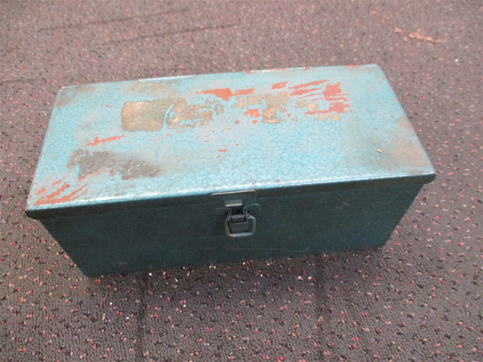 7-8mm Grade AB White Mix Shape Pearl with Real 18k Gold Plated Bracelet