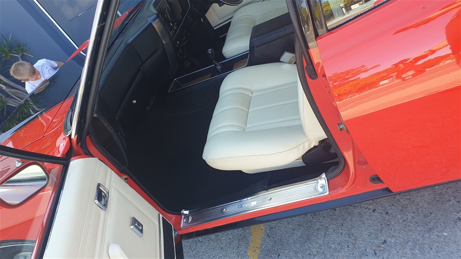 7-8mm Grade AB Black Mix Shape Pearl with Real Platinum Plated Bracelet