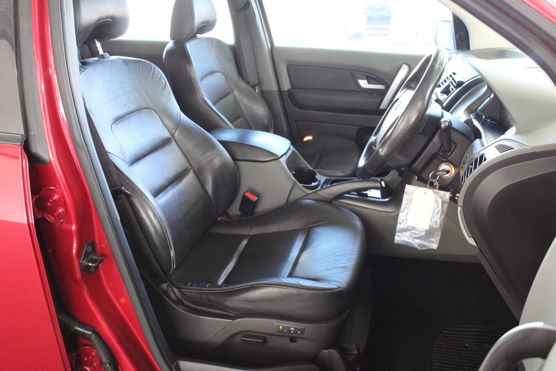 AWA TSP-02 Virtual Surround Speaker Deck + Bose 410376 Solo TV Sound System