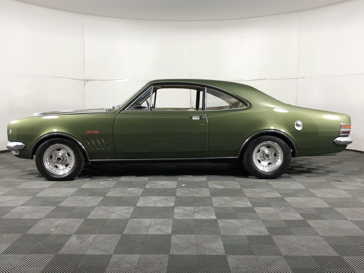 HP PROBOOK 430 G5 Laptop I3-7100U 8GBRAM/No HDD