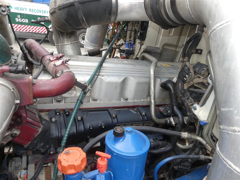 Sacred Hill Shiraz Cabernet (12x 750mL). NSW.