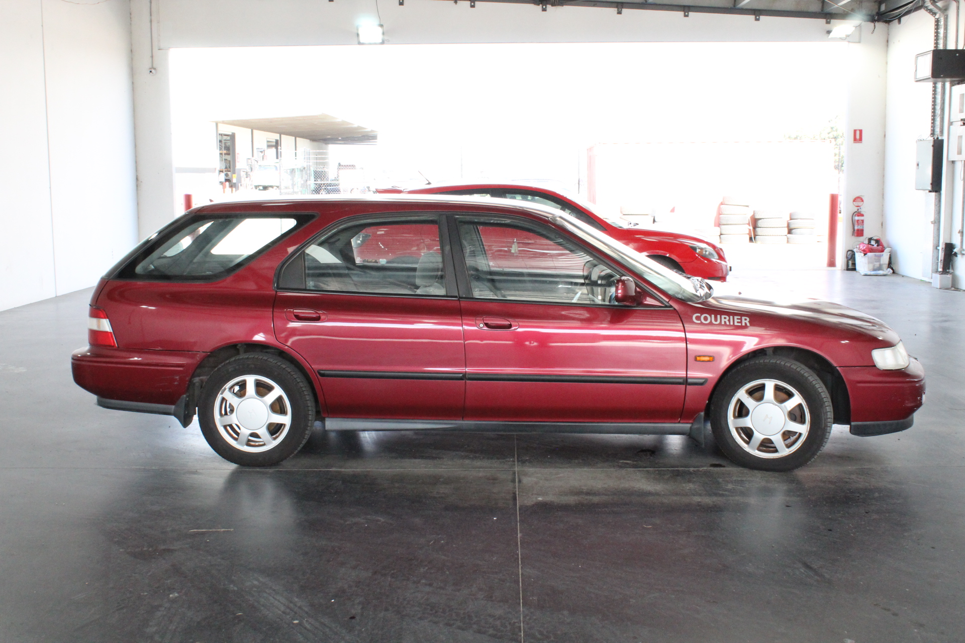 The Bowler Cleanskin Chardonnay 2025 (12x 750mL) SA