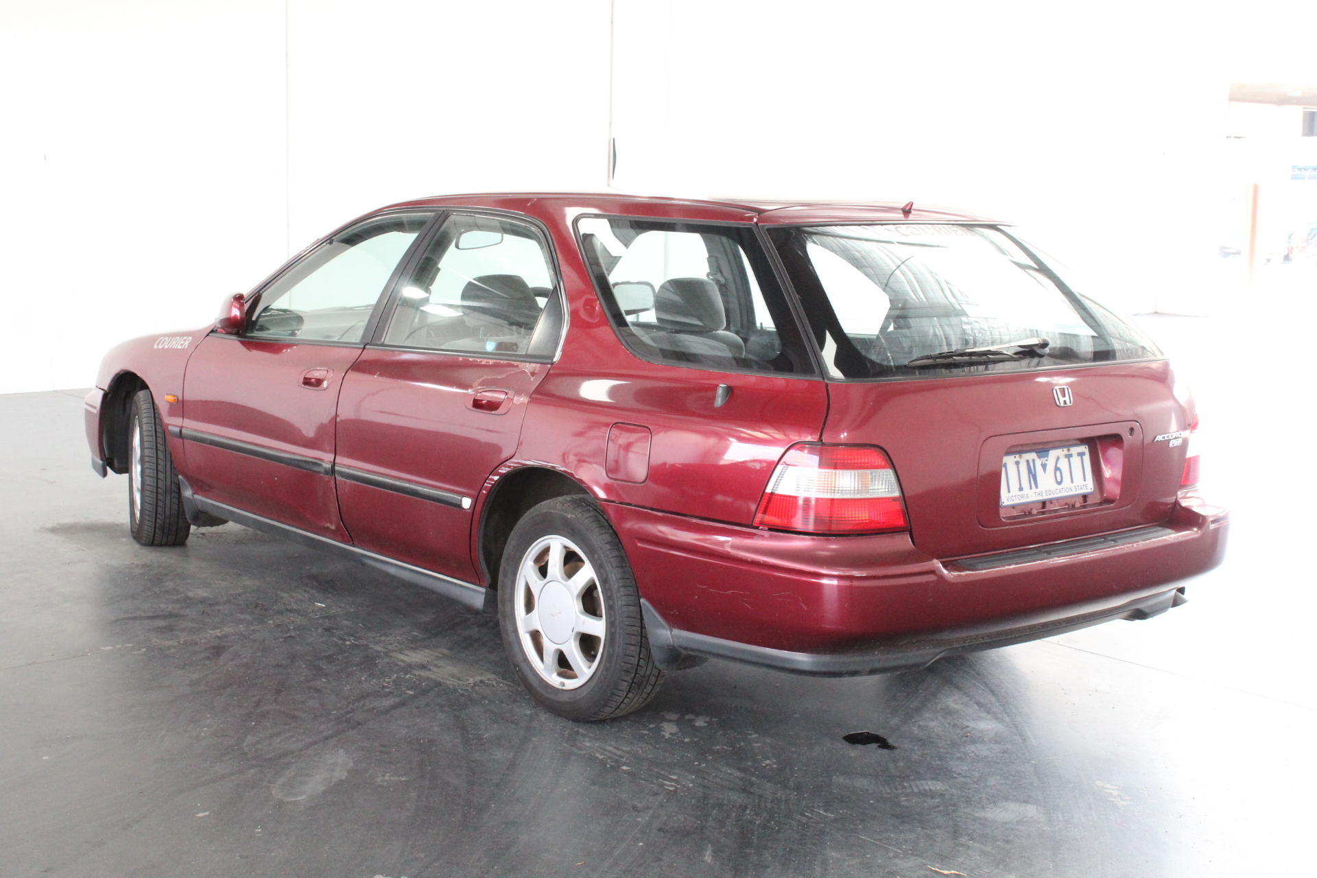 The Bowler Cleanskin Sauvignon Blanc 2023 (12x 750mL) SA