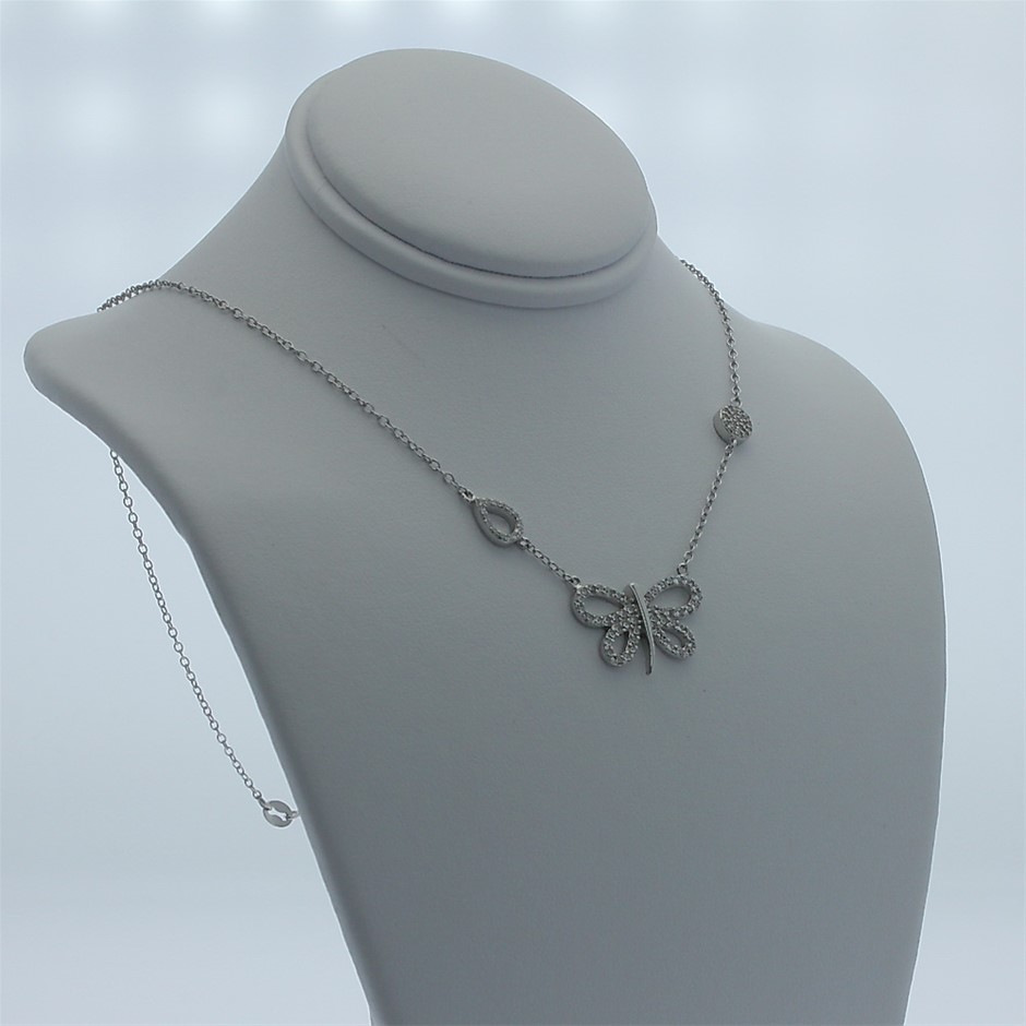 Quantity of Assorted Glasses, Cutlery & Utensils