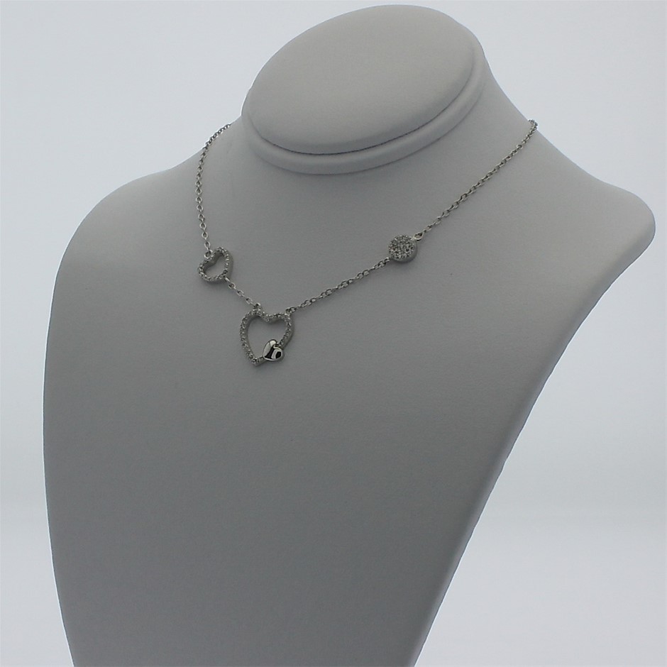 Round Timber Table with 6 Chairs