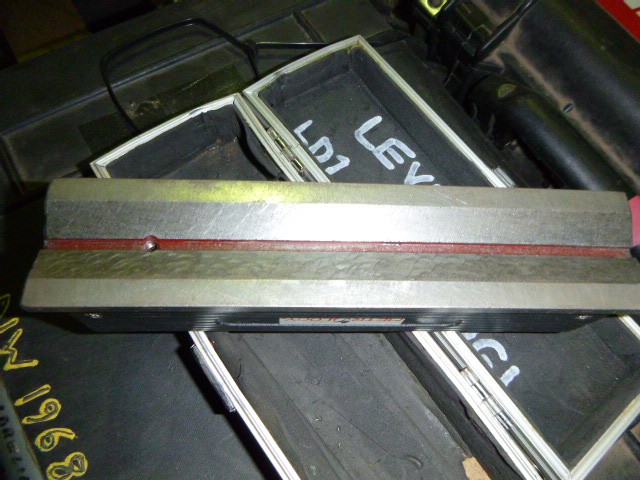 Designer Stainless Steel Black Round Bangle in Rose