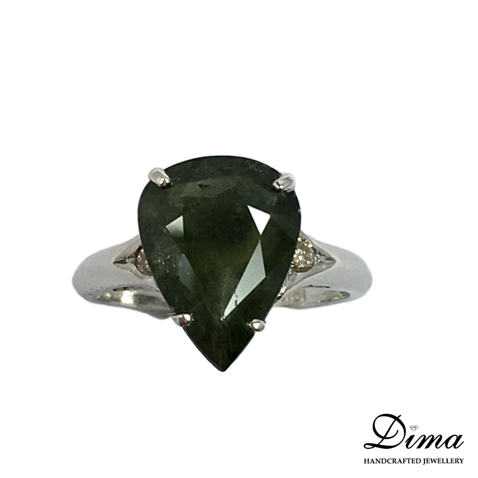 1.02ct Round Dia. G-H/SI & Dia. 0.42ct Thirty Two Stones Round G/VS Ring 18