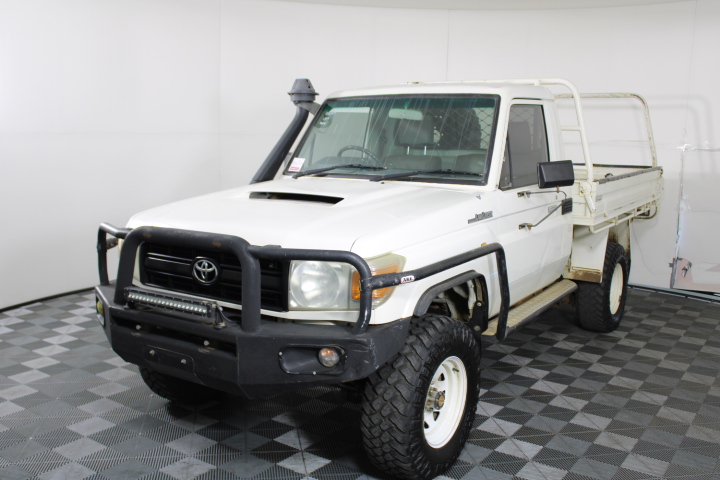 2009 Toyota Landcruiser Workmate (4x4) V8 Turbo Diesel Cab Chassis ...