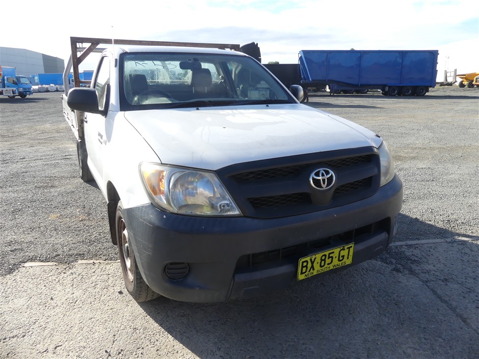 2.09 Carats Fancy Vivid Orangy Pink Lab Grown Diamond
